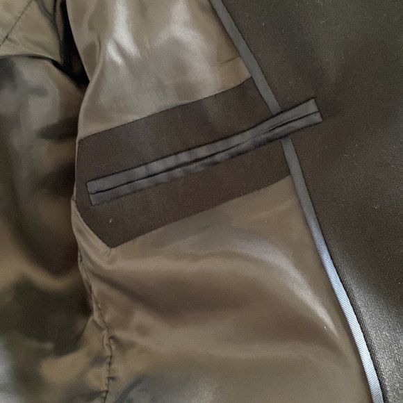 J Crew well constructed and lined petite jacket w/ slightly puffed sleeves - Picture 10 of 13